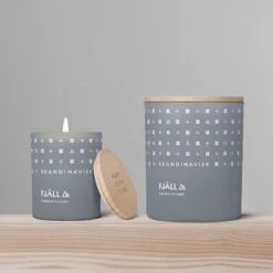 Skandinavisk Fjäll Duftkerze Mit Deckel, Groß -Geschäft Für Wohndekoration 5711868201113 and 5711868202110