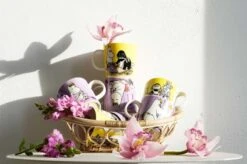 Arabia Mumin-Becher, Snorkfräulein, Lila 8 Arabia Mumin-Becher, Snorkfräulein, Lila -Geschäft Für Wohndekoration ARABIA Muumit Miisa ja Niiskun 4