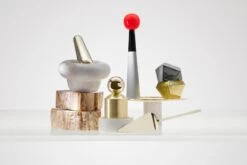 Tom Dixon Stone Gewürzmühle -Geschäft Für Wohndekoration Eclectic Group Fossil Tower Stone Cell image