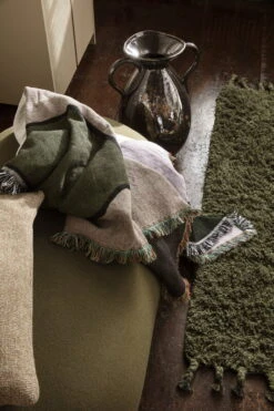 Ferm LIVING Vista Decke, Cremeweiß - Flieder 9 Ferm LIVING Vista Decke, Cremeweiß - Flieder -Geschäft Für Wohndekoration FL114264373 3 EE