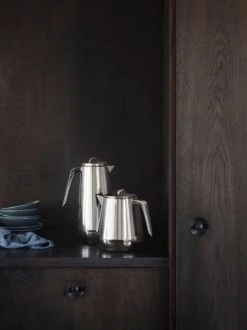 Georg Jensen Helix Teekanne, 1 L -Geschäft Für Wohndekoration GJ AW19 HOME HELIX 5 1