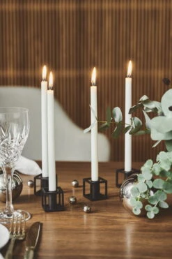 By Lassen Kubus Micro Kerzenhalter, 2 Stück, Schwarz -Geschäft Für Wohndekoration Heg Mller 210702 byLassen pressebilleder sllerd10967 copy