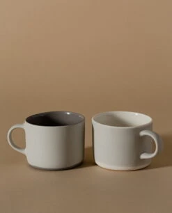 Kahvi Tasse, M, Weiß - Grau -Geschäft Für Wohndekoration KAHVI nathalielautenbacher catalogue lokalhelsinki2022 4