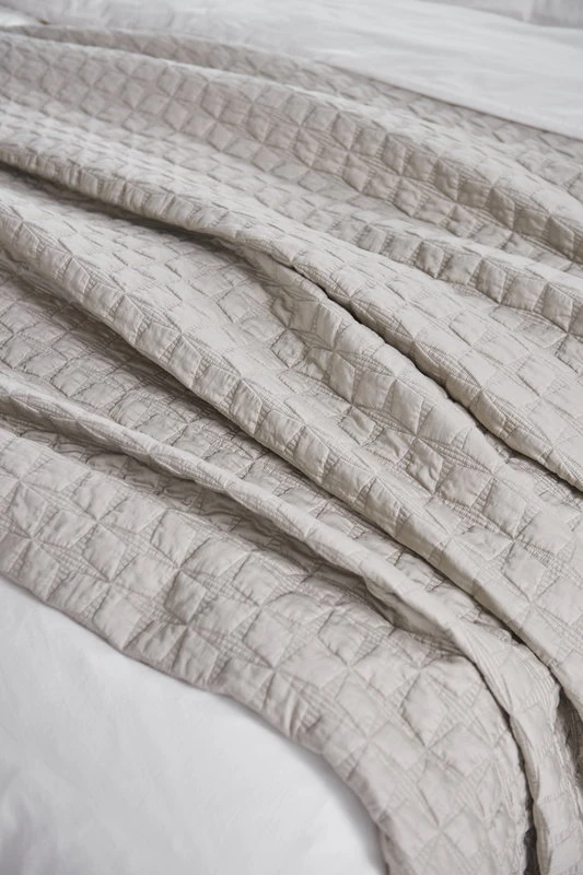 Bettüberwurf Tuike Für Doppelbett, 260 X 260 Cm, Sandbeige 4 Bettüberwurf Tuike Für Doppelbett, 260 X 260 Cm, Sandbeige – Bild 4