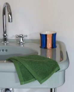 Hay Stripe Duftkerze, Minze -Geschäft Für Wohndekoration Mono Wash Cloth matcha Stripe Scented Candle mint leaf