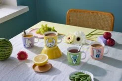 Arabia Mumin Tasse, 400 ml, ABC, L -Geschäft Für Wohndekoration Moomin by Arabia 2022 2023 Alphabet collection LOVE 4