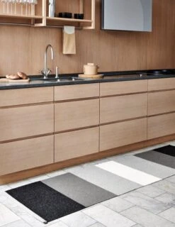 Kim Teppich, 70 X 240 Cm, Schwarz -Geschäft Für Wohndekoration Pappelina kim black 2