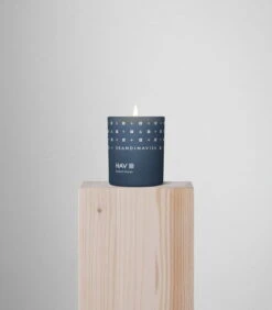 Skandinavisk Duftkerze Mit Deckel, HAV, Klein 10 Skandinavisk Duftkerze Mit Deckel, HAV, Klein -Geschäft Für Wohndekoration SKANDINAVISK styling 20204 HAV 65g