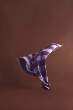 The Sweater Polychrome Überwurf, Lavendelfarben - Violett 8 The Sweater Polychrome Überwurf, Lavendelfarben - Violett -Geschäft Für Wohndekoration Silkeborg Uld Polychrome LP 150817