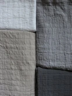 Bettüberwurf Aava Für Doppelbett, 260 X 260 Cm, Hellgrau 8 Bettüberwurf Aava Für Doppelbett, 260 X 260 Cm, Hellgrau -Geschäft Für Wohndekoration aava7