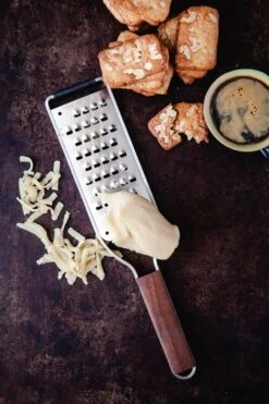 Microplane Master Series – Extra Coarse Reibe -Geschäft Für Wohndekoration mp Master Series Extra coarse Blade cookies 28629